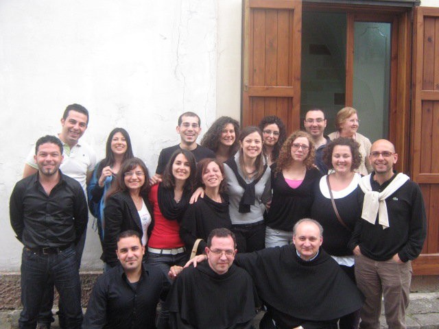 29906_128675387150741_100000248422869_266331_332941_n